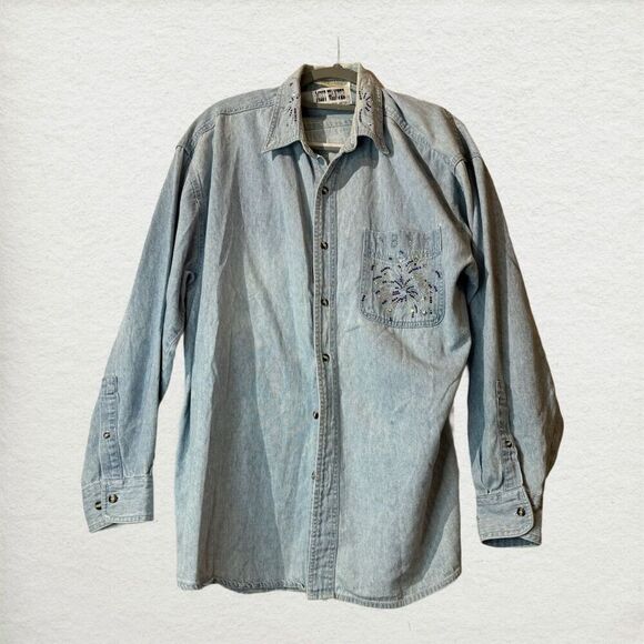 Most Wanted Vintage Denim Shirt L Blue Embellished Button-Up Americana Western - Picture 1 of 13